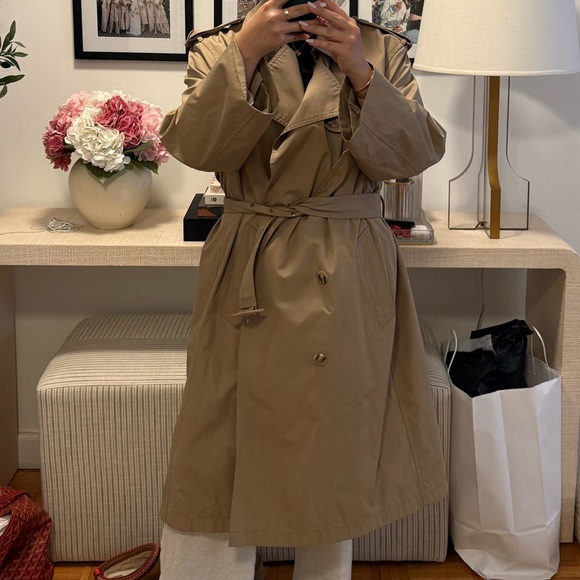 Vintage Tan Trench Coat - Picture 8 of 9
